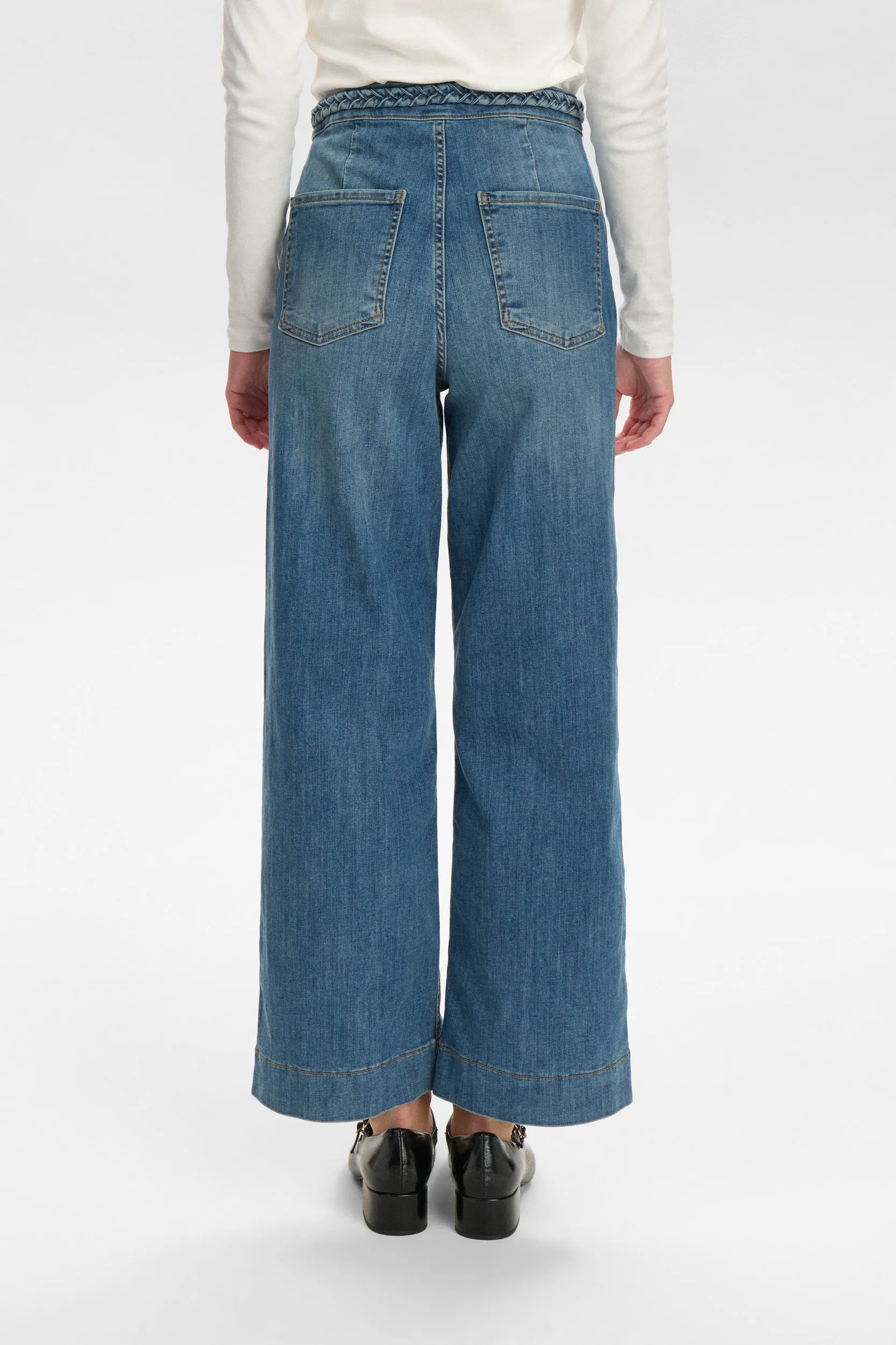 Nümph Nuparis Cropped Jeans in Light Denim Wash
