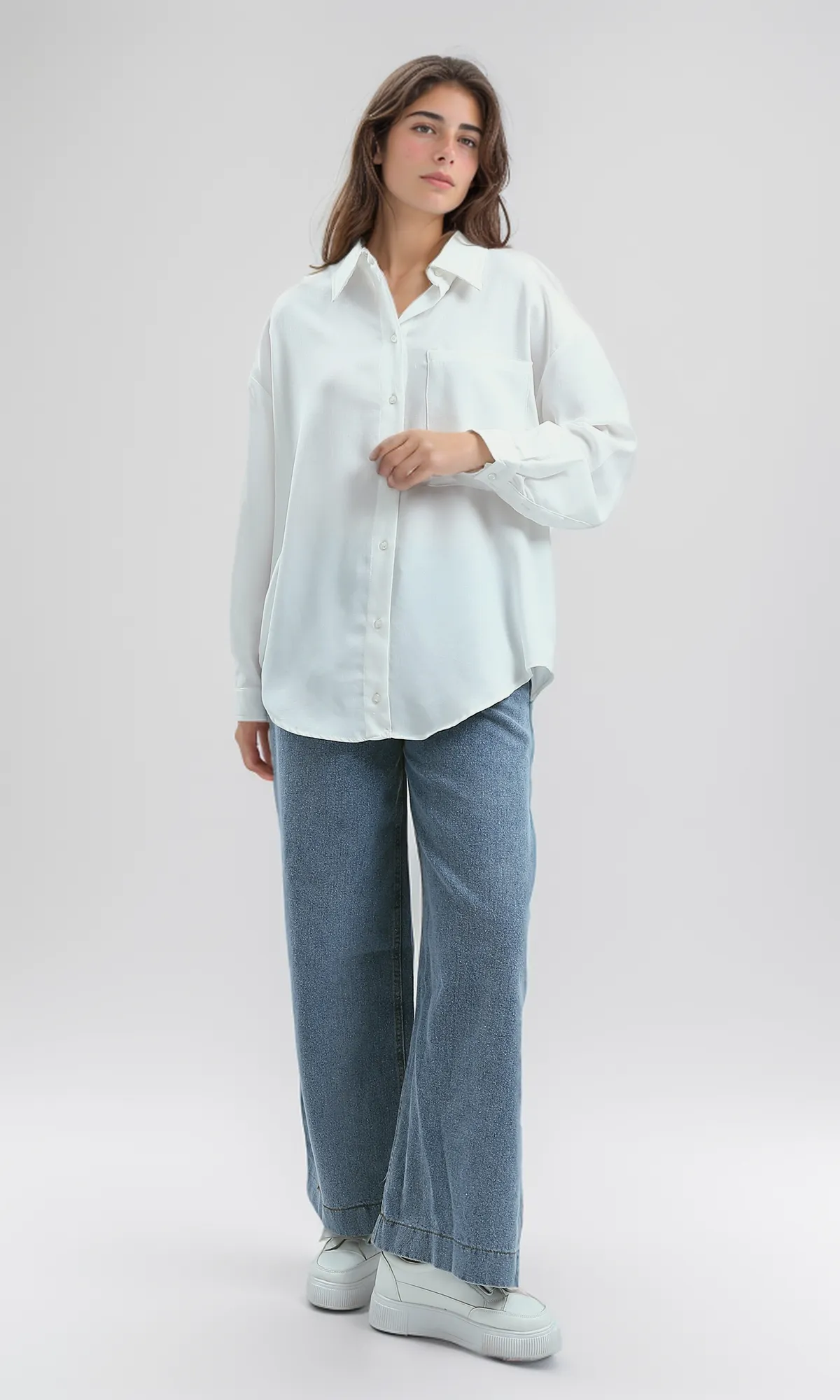 O189910 Summer White Long Shirt With Turn Down Collar