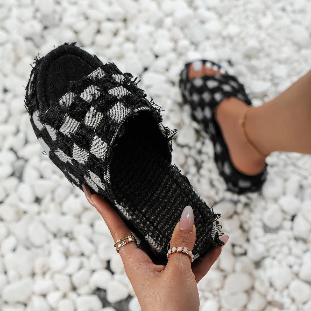 Plaid Pattern PU Leather Platform Sandals