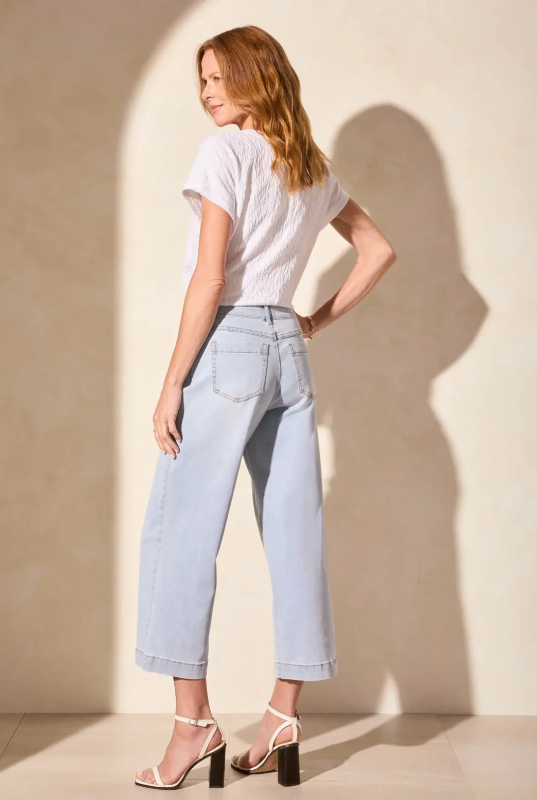 Tribal Audrey Comfort Stretch Pull-On Cropped Wide Leg Jeans | Lt Surf